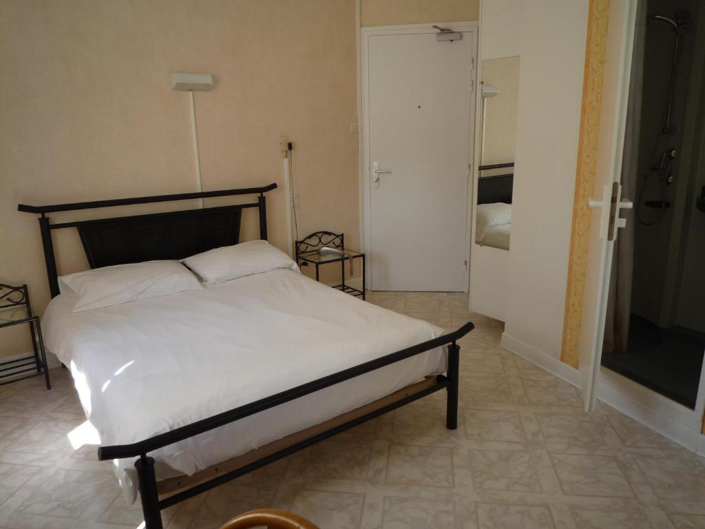 Hotel La Flamme Rouge Saint-Girons  Habitación foto
